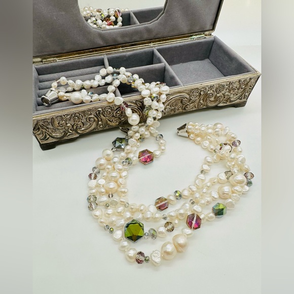 GORGEOUS Pearl Heliotrope Statement Necklace - Picture 15 of 17